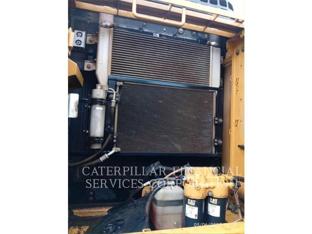 CAT 320D2GC 대형 굴삭기 29톤 이상
