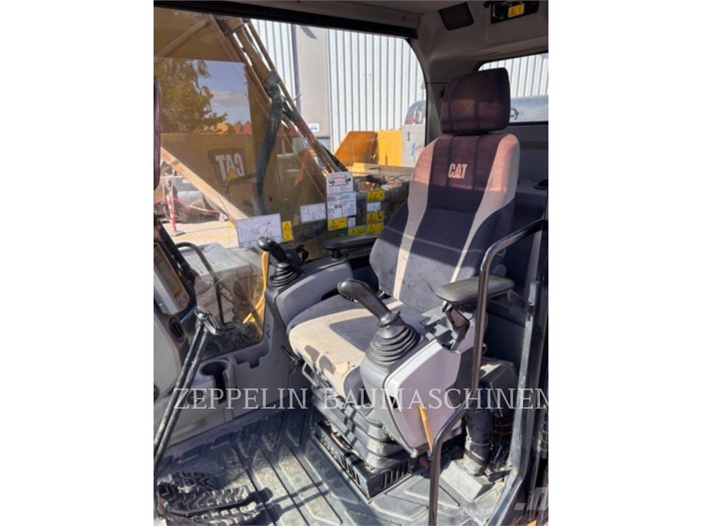 CAT 320EL 대형 굴삭기 29톤 이상