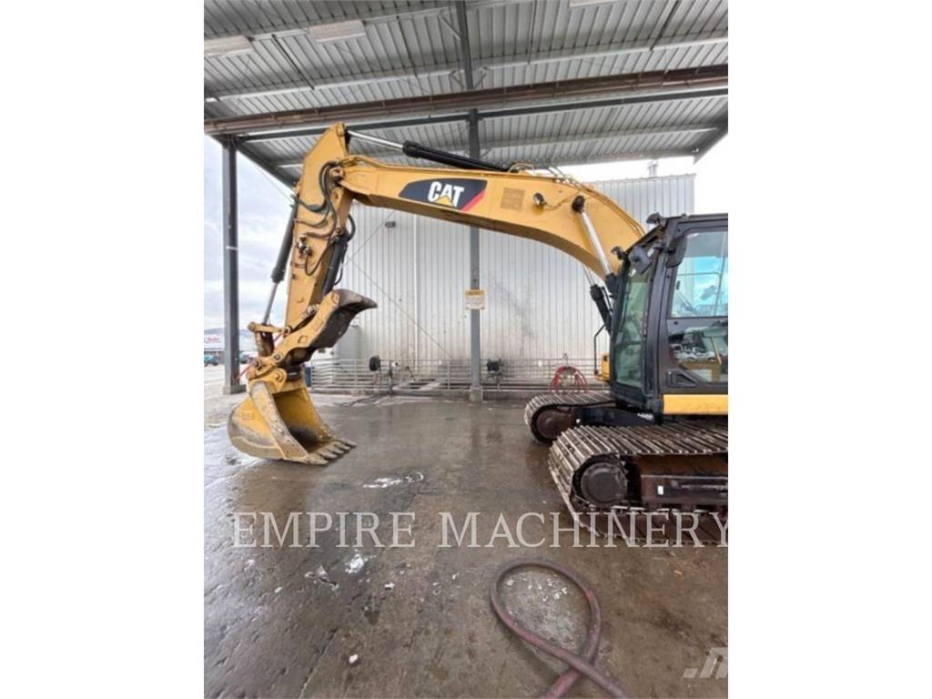 CAT 320FL 대형 굴삭기 29톤 이상