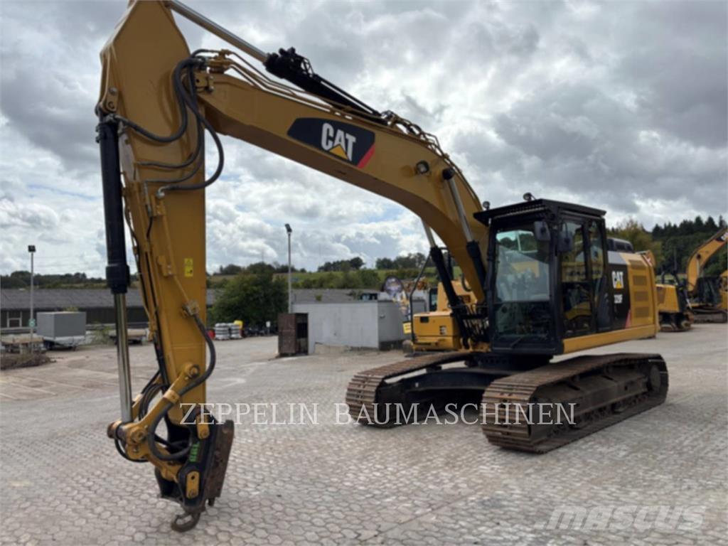 CAT 320FL 대형 굴삭기 29톤 이상