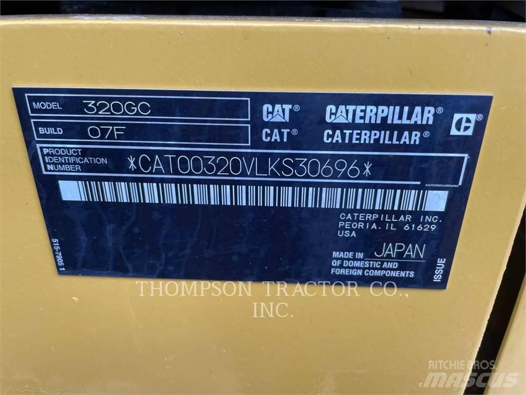 CAT 320GC 대형 굴삭기 29톤 이상