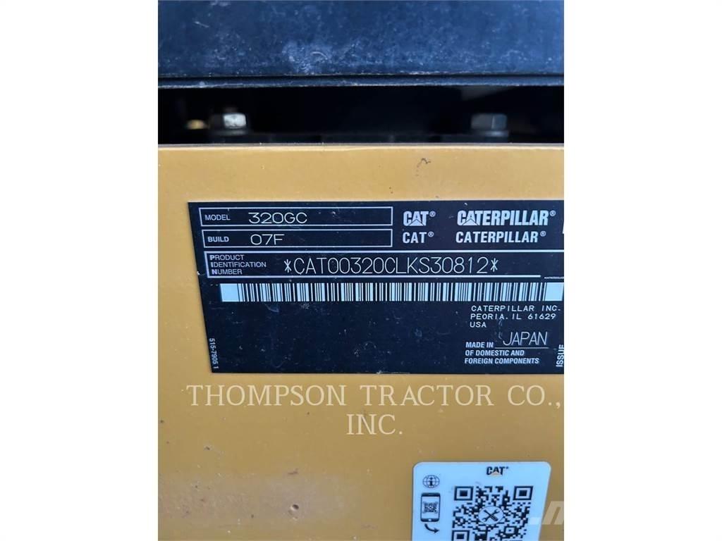 CAT 320GC 대형 굴삭기 29톤 이상