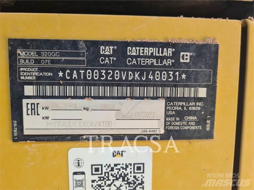 CAT 320GC 대형 굴삭기 29톤 이상