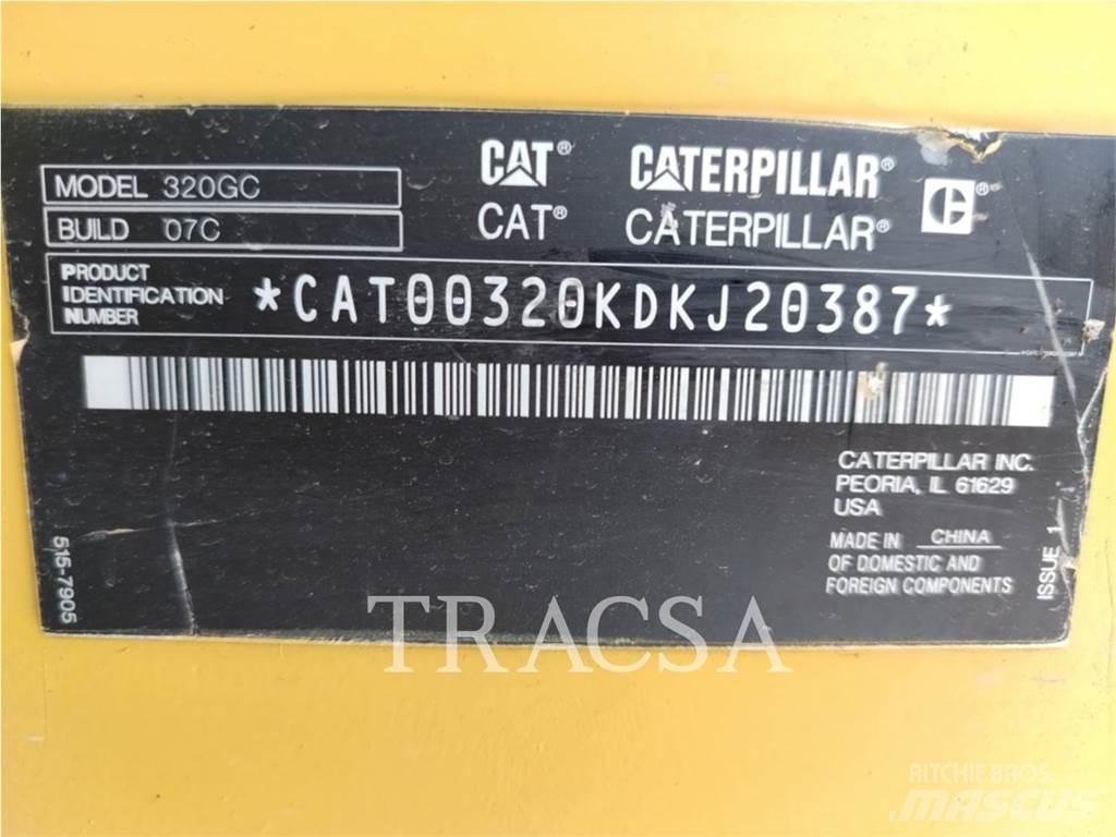 CAT 320GC 대형 굴삭기 29톤 이상