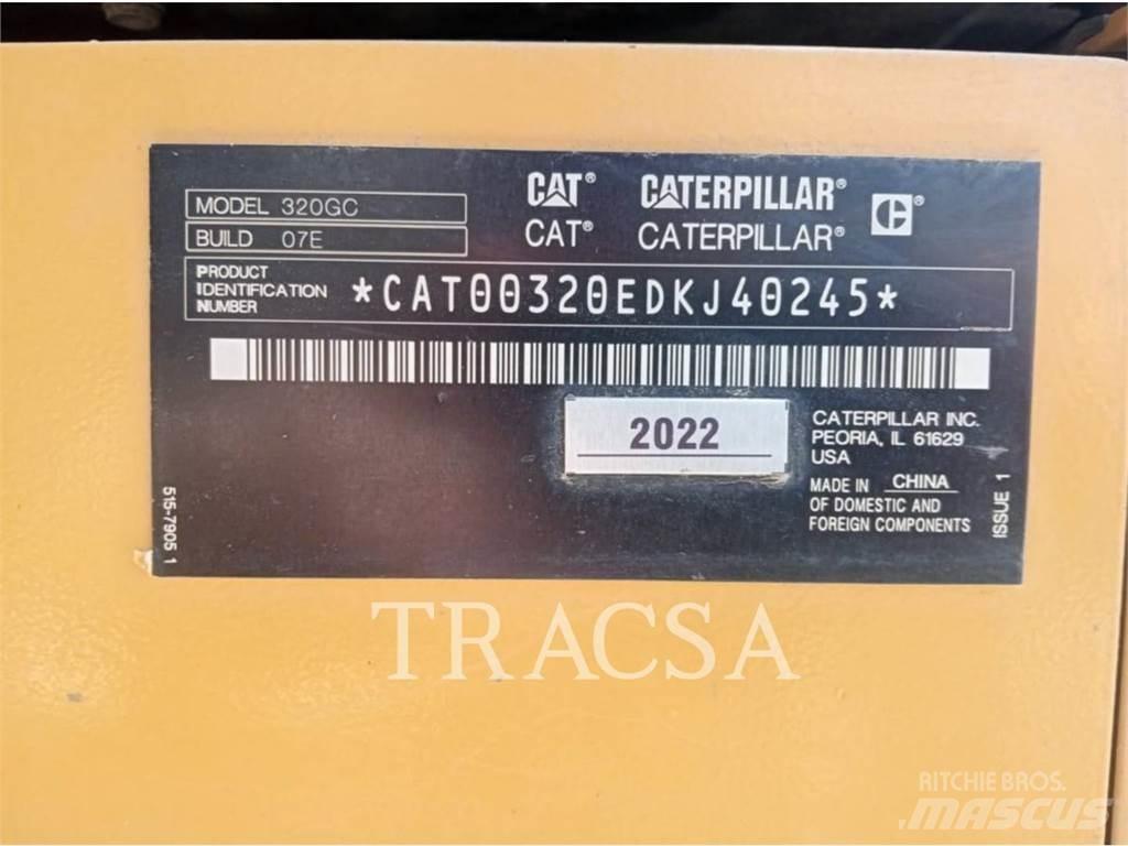 CAT 320GC 대형 굴삭기 29톤 이상