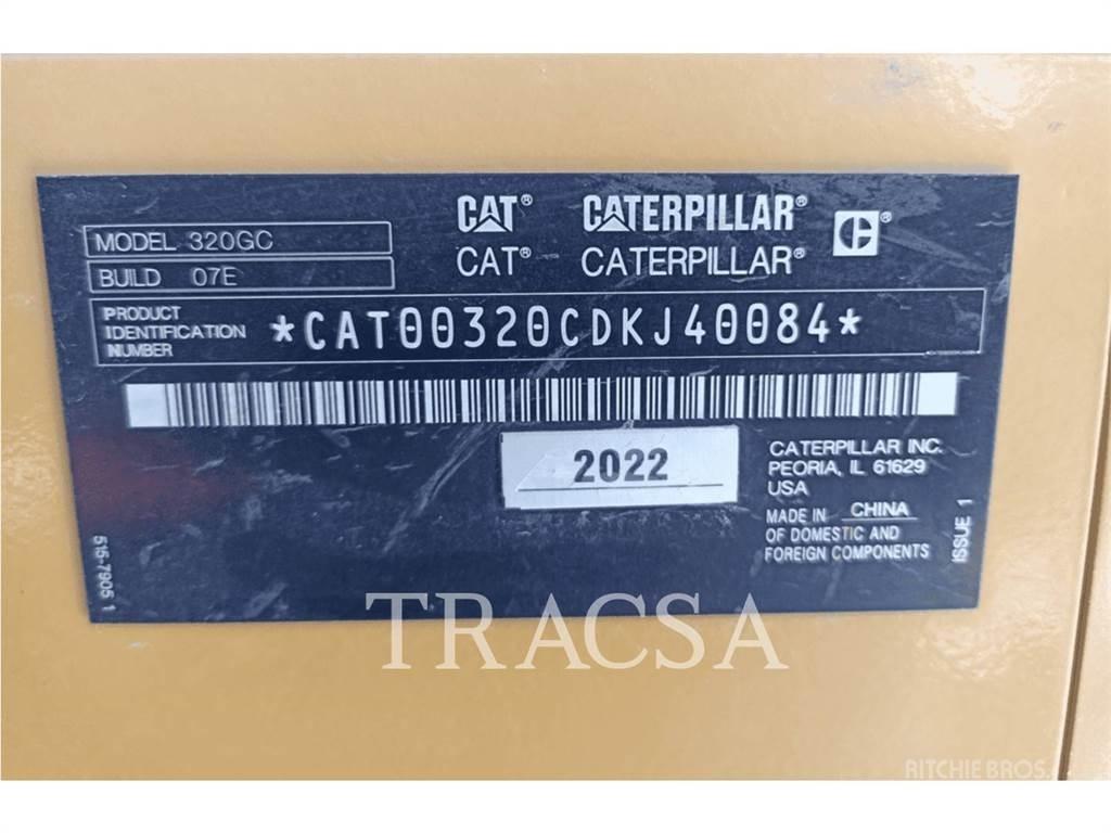 CAT 320GC 대형 굴삭기 29톤 이상