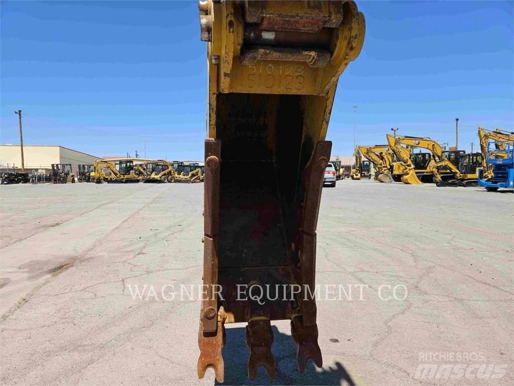 CAT 320GC 대형 굴삭기 29톤 이상