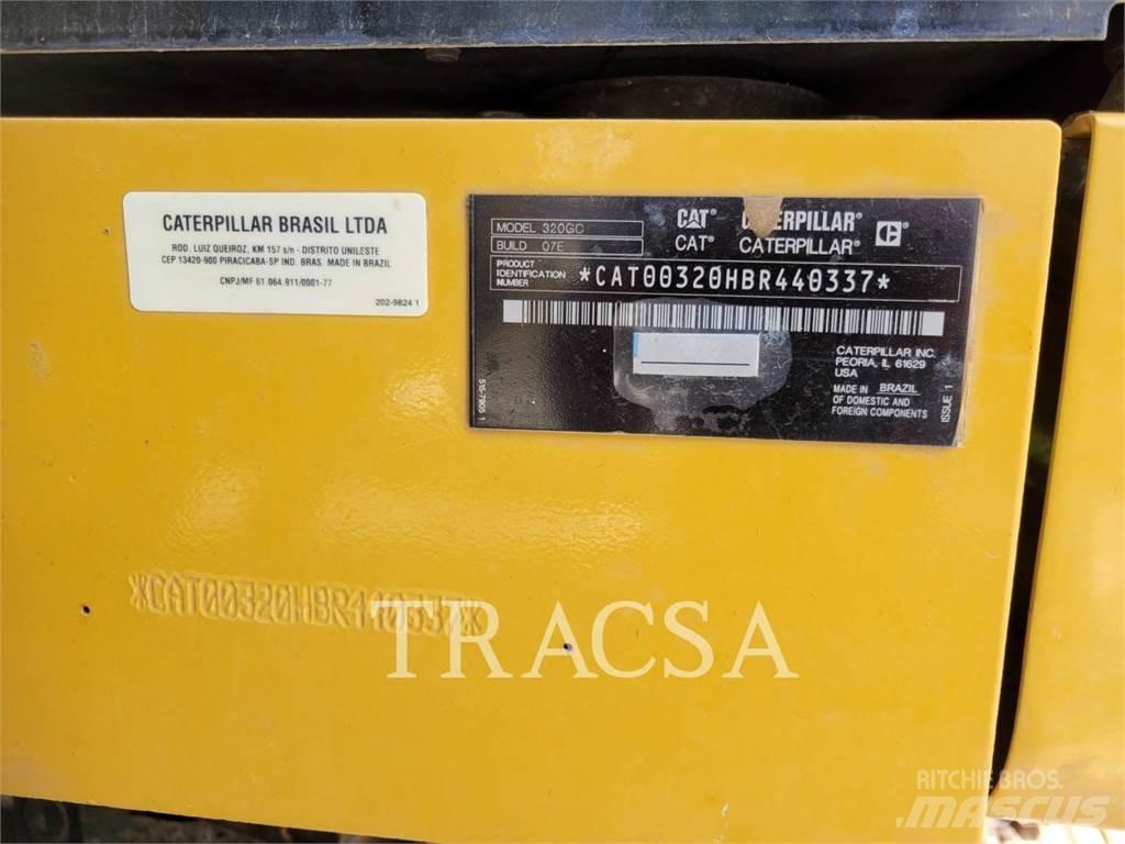CAT 320GC 대형 굴삭기 29톤 이상