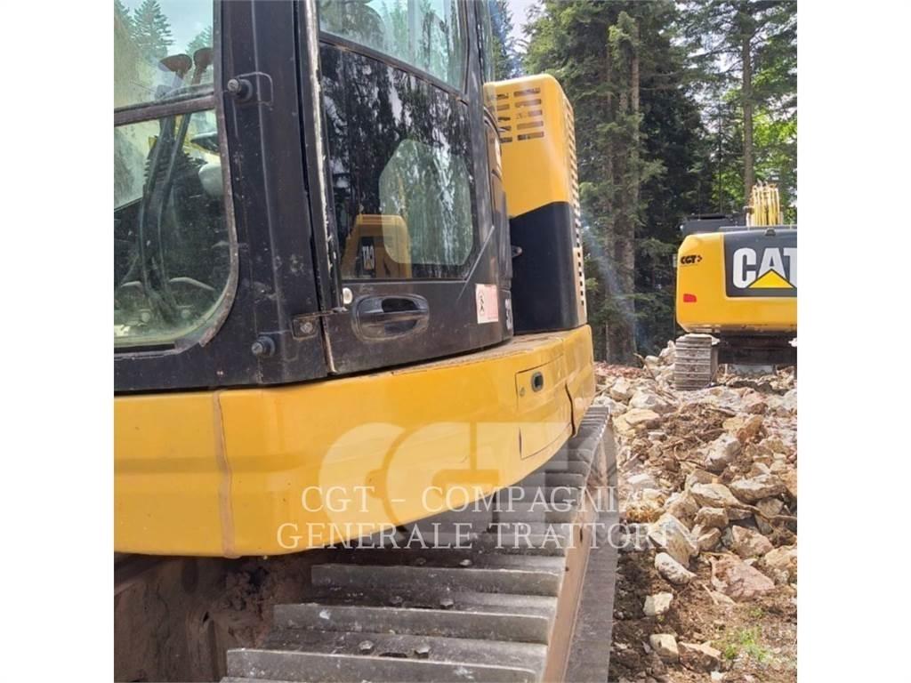 CAT 321D CR 대형 굴삭기 29톤 이상