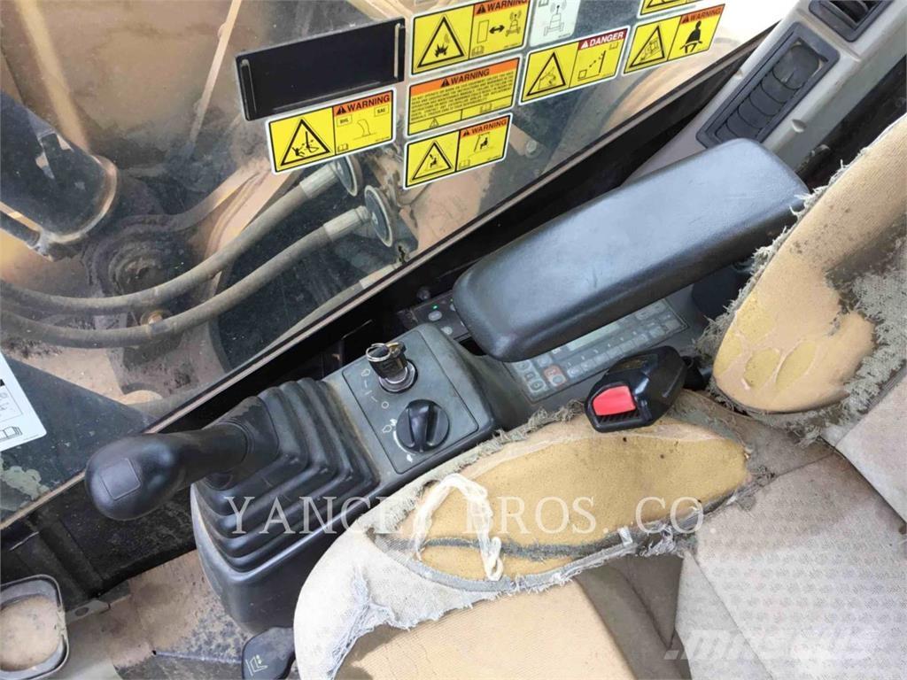 CAT 321DLCR 대형 굴삭기 29톤 이상