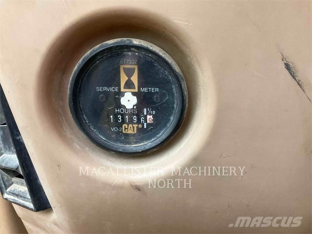 CAT 322L 대형 굴삭기 29톤 이상