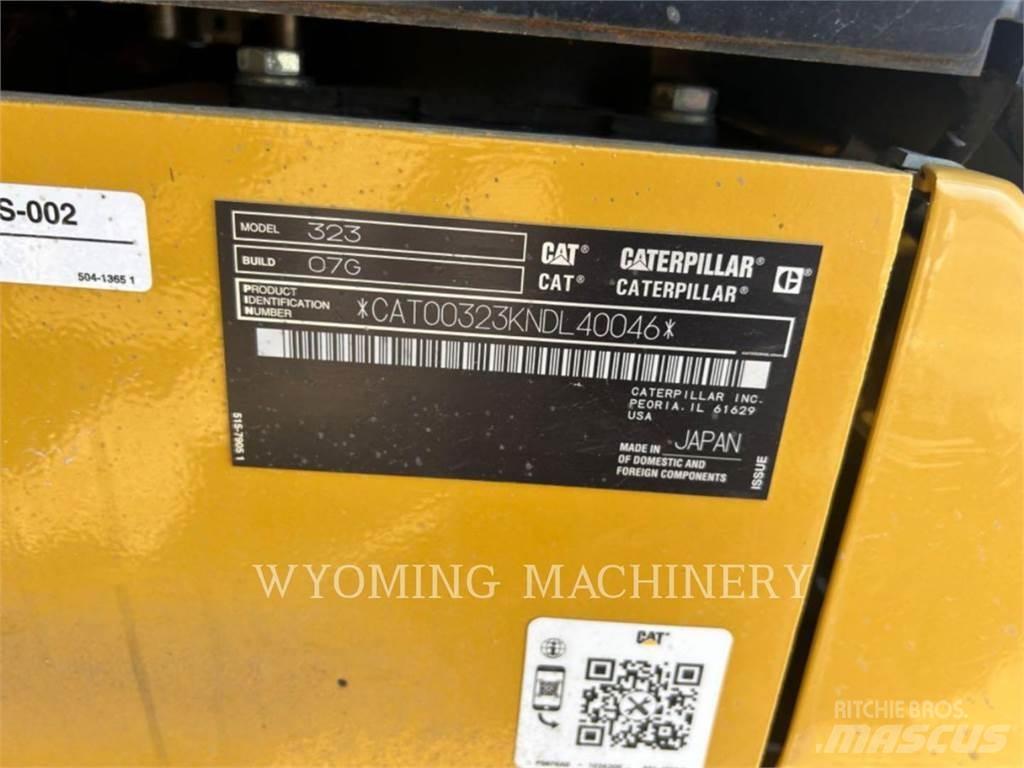 CAT 323 대형 굴삭기 29톤 이상