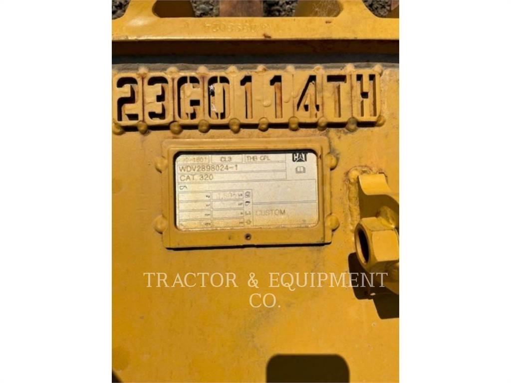 CAT 323 대형 굴삭기 29톤 이상