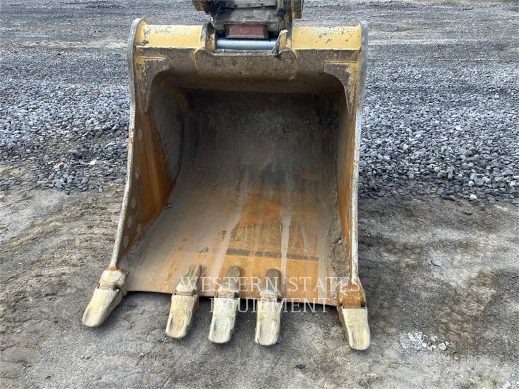 CAT 323 대형 굴삭기 29톤 이상