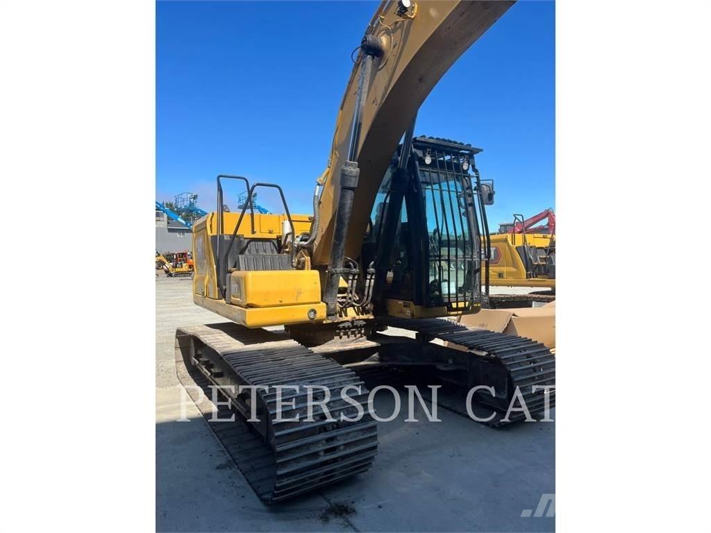 CAT 323 대형 굴삭기 29톤 이상