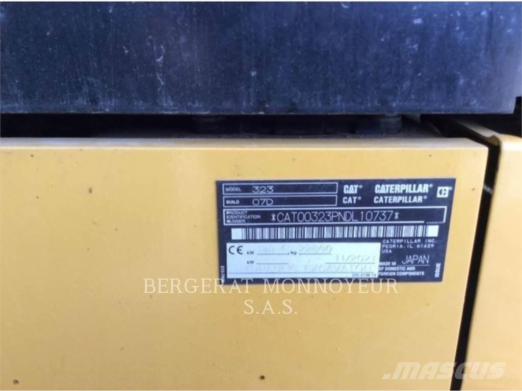 CAT 323 대형 굴삭기 29톤 이상