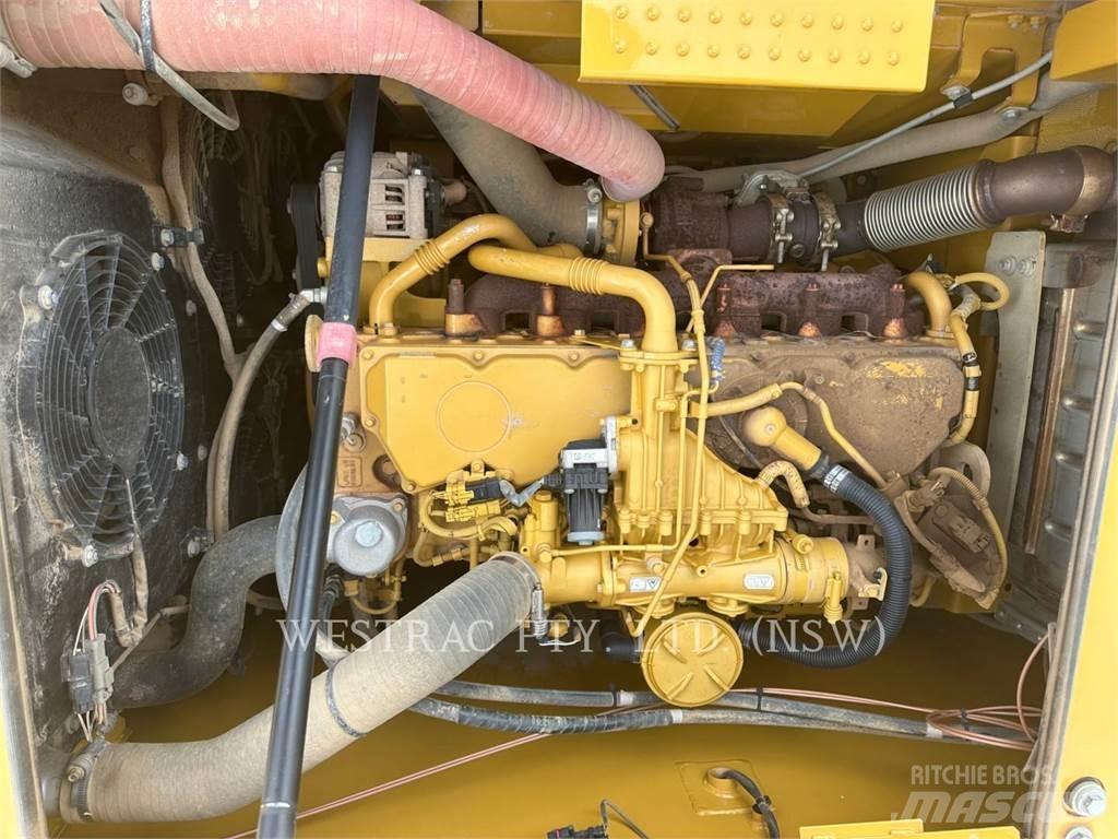 CAT 323-07 대형 굴삭기 29톤 이상