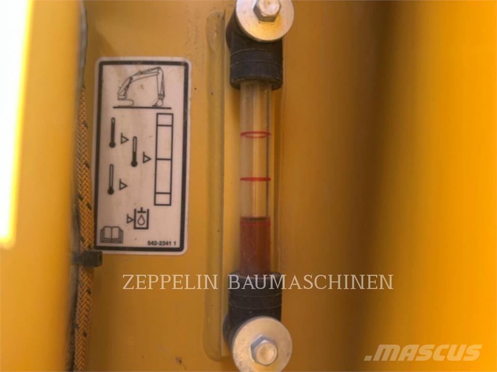 CAT 323-07B 대형 굴삭기 29톤 이상