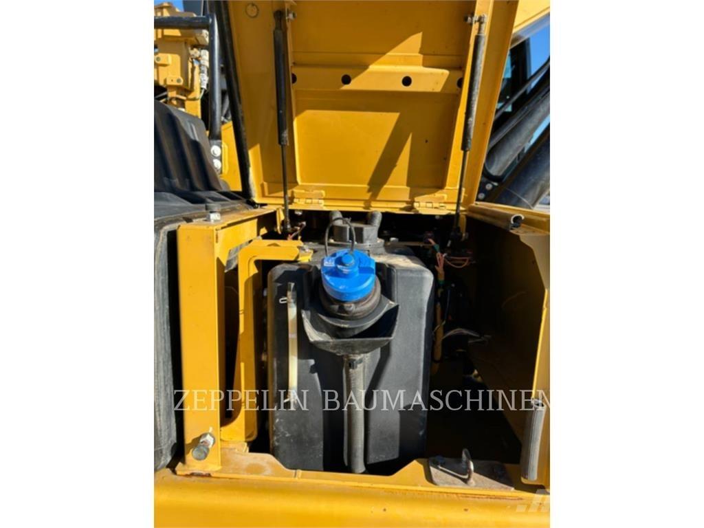 CAT 323-07B 대형 굴삭기 29톤 이상