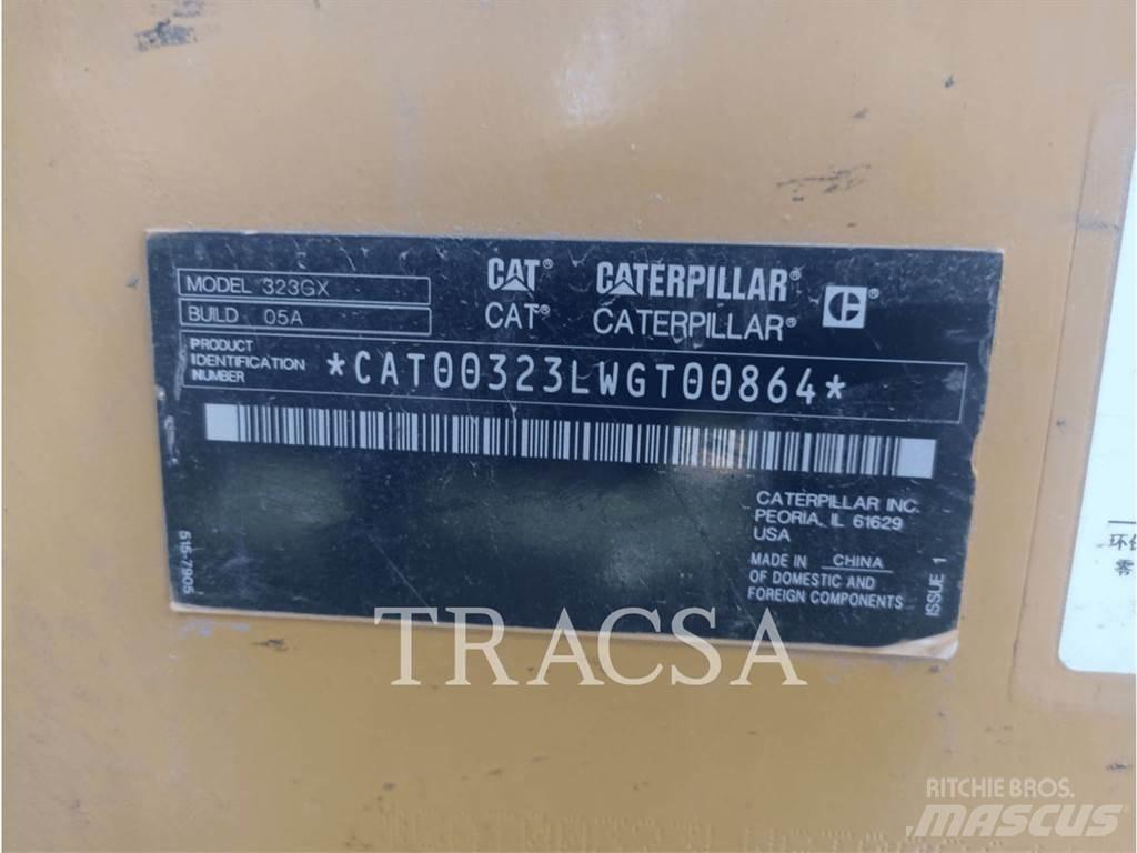CAT 323 GX 대형 굴삭기 29톤 이상
