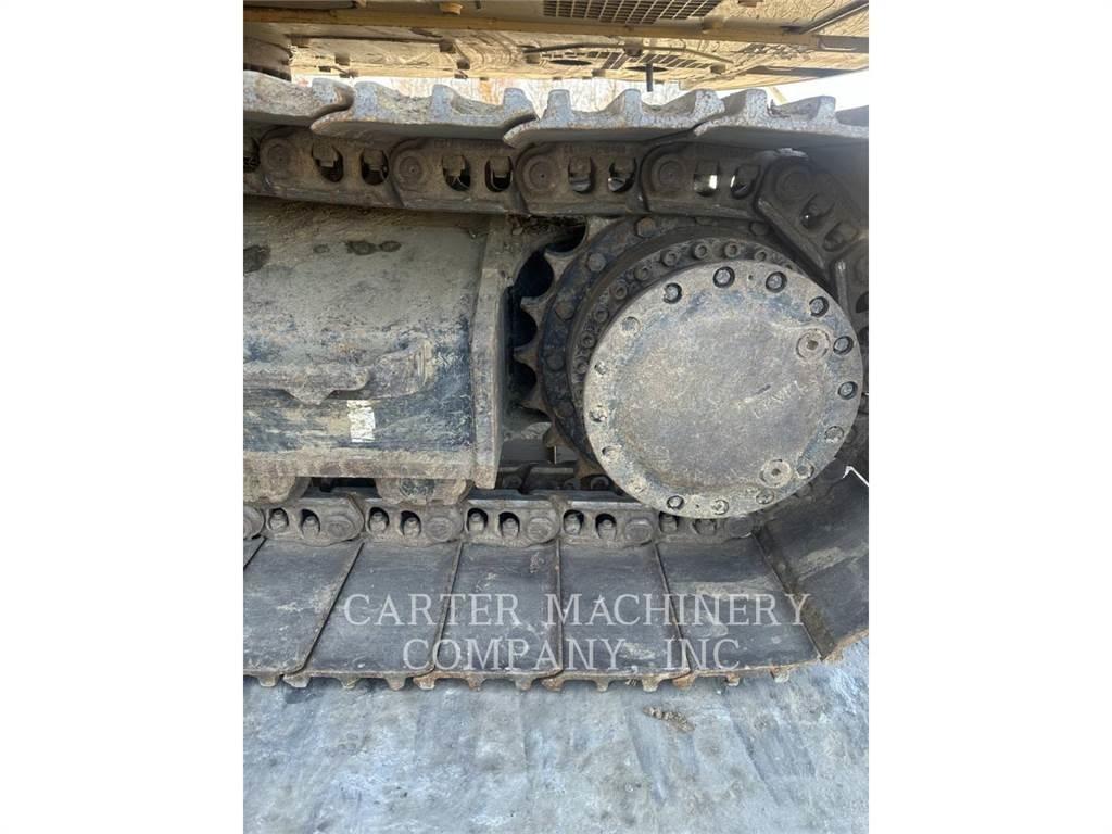 CAT 323 TC 대형 굴삭기 29톤 이상