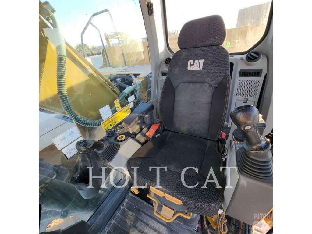 CAT 323 TC 대형 굴삭기 29톤 이상
