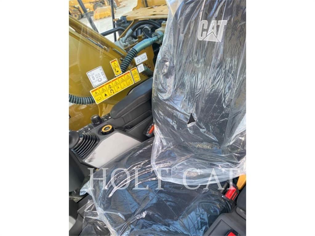 CAT 323 TC 대형 굴삭기 29톤 이상