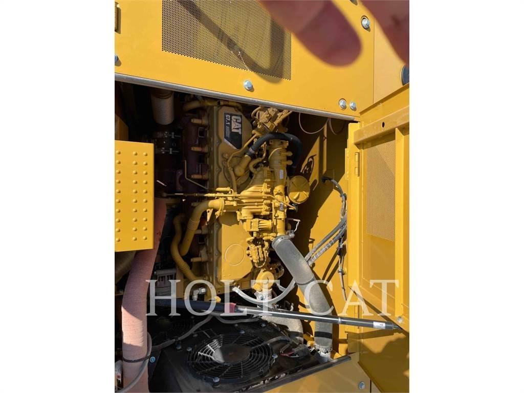 CAT 323 TC 대형 굴삭기 29톤 이상