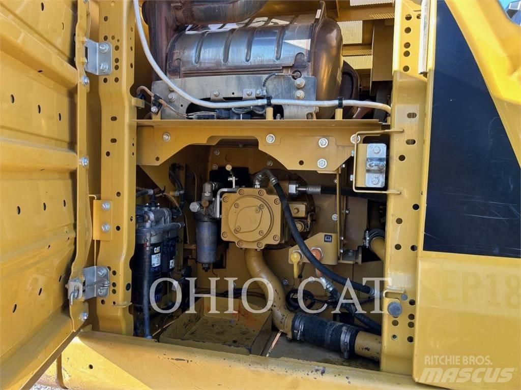 CAT 323 TCS 대형 굴삭기 29톤 이상
