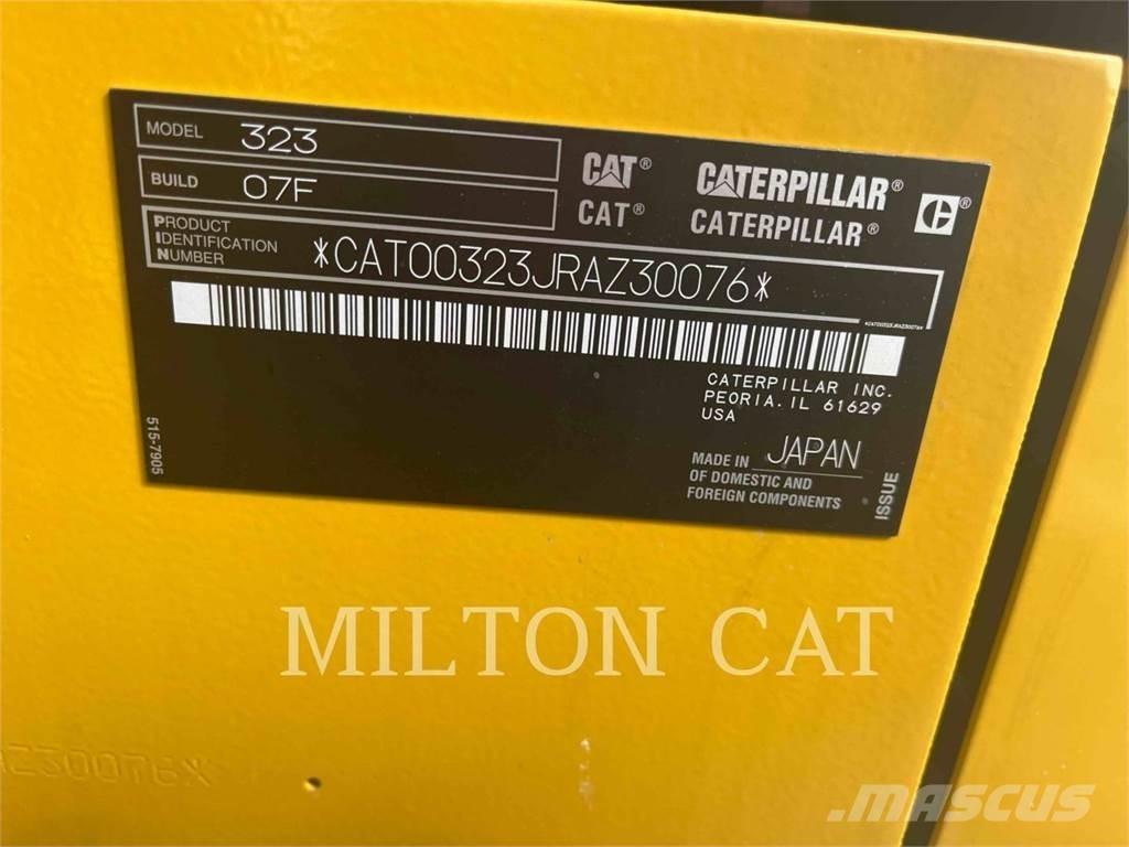 CAT 32307 대형 굴삭기 29톤 이상