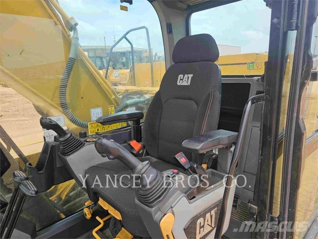 CAT 32307 대형 굴삭기 29톤 이상