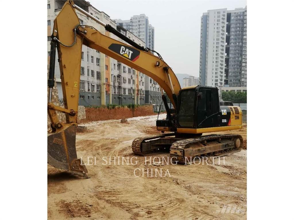 CAT 323D2L 대형 굴삭기 29톤 이상