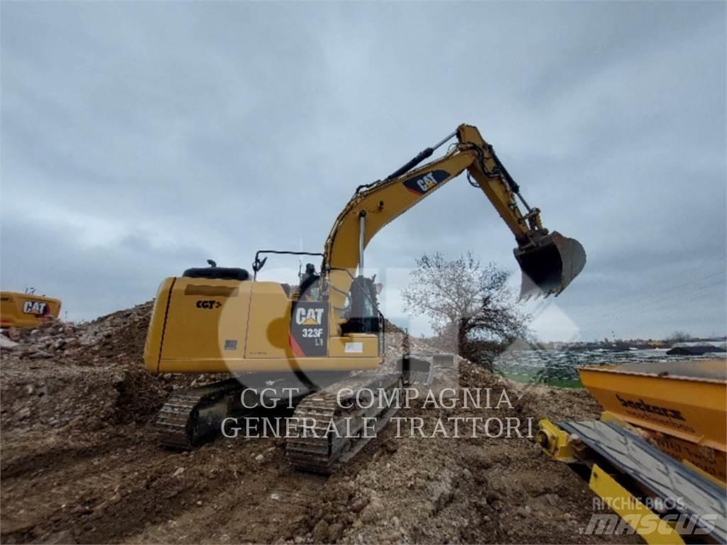 CAT 323F 대형 굴삭기 29톤 이상
