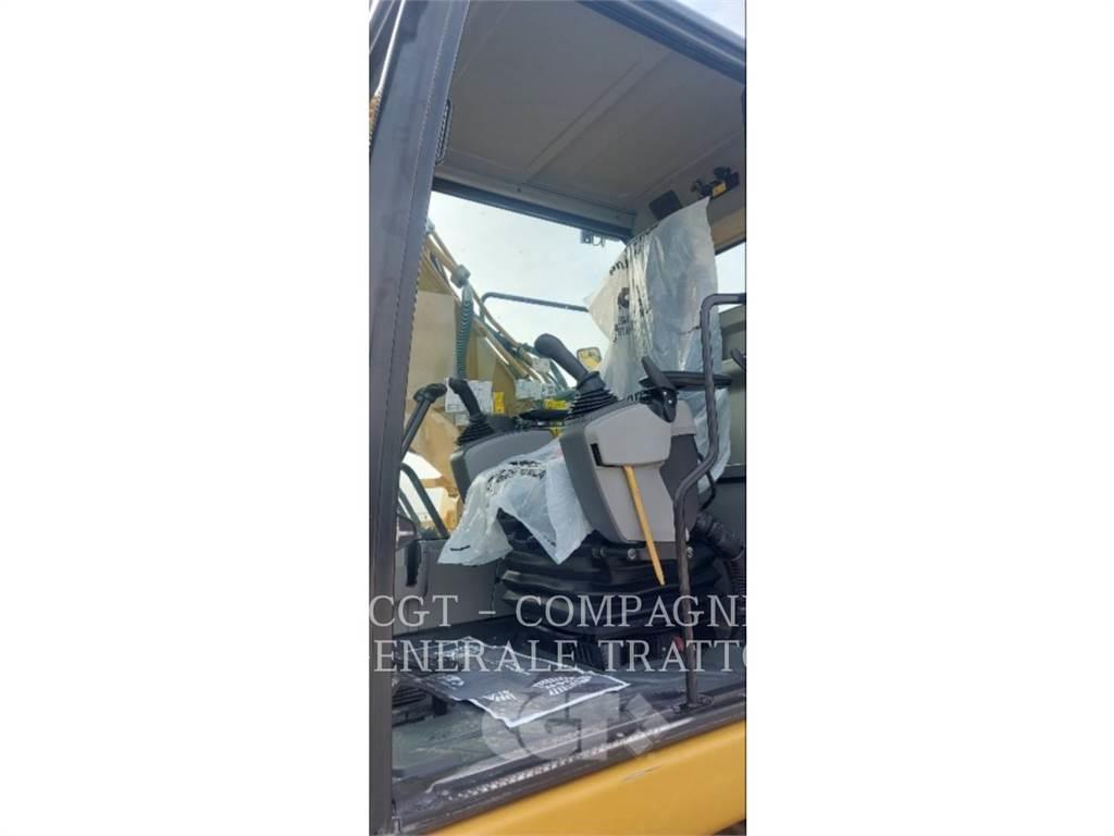 CAT 323F 대형 굴삭기 29톤 이상
