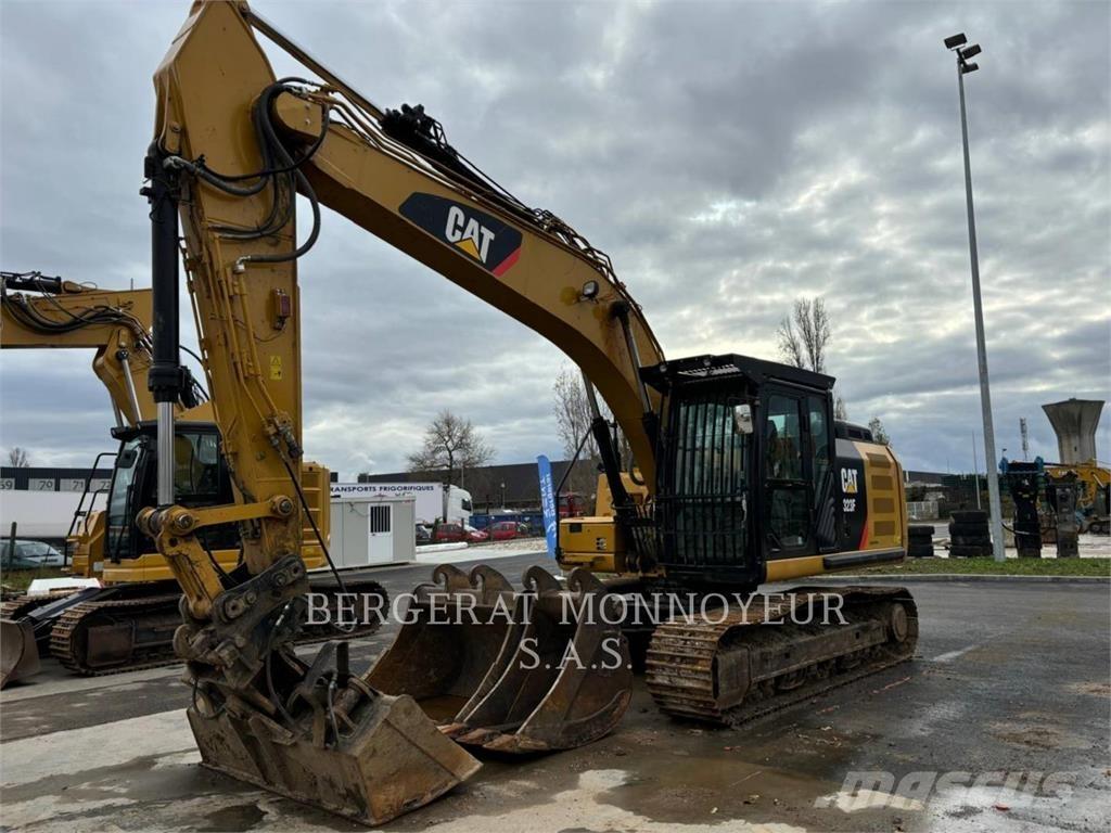 CAT 323F 대형 굴삭기 29톤 이상