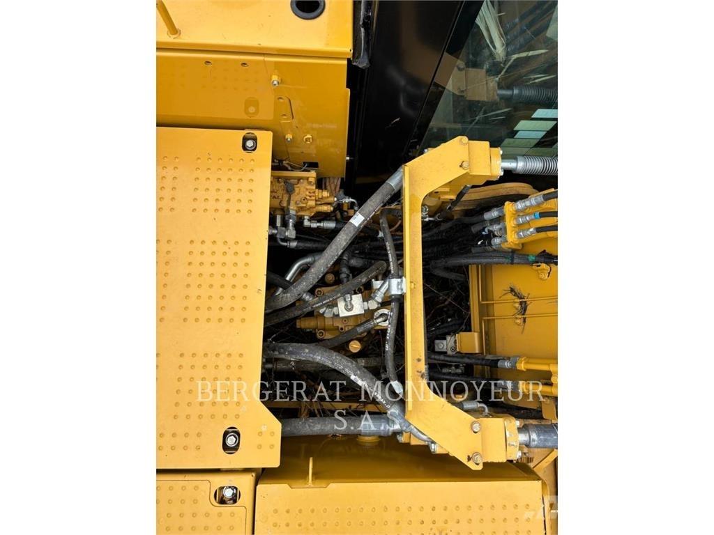 CAT 323F 대형 굴삭기 29톤 이상