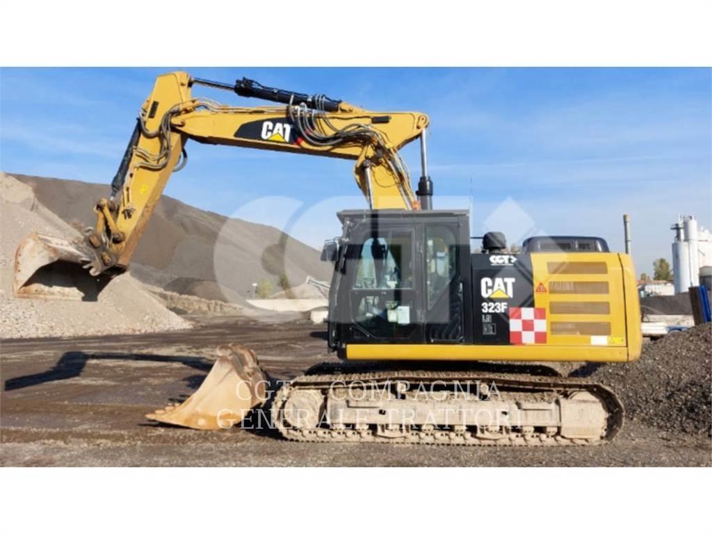 CAT 323F 대형 굴삭기 29톤 이상