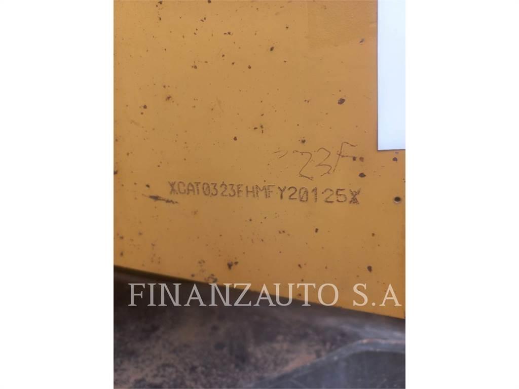 CAT 323F 대형 굴삭기 29톤 이상