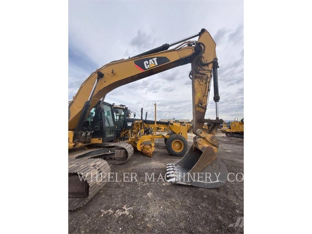 CAT 323F L CF 대형 굴삭기 29톤 이상