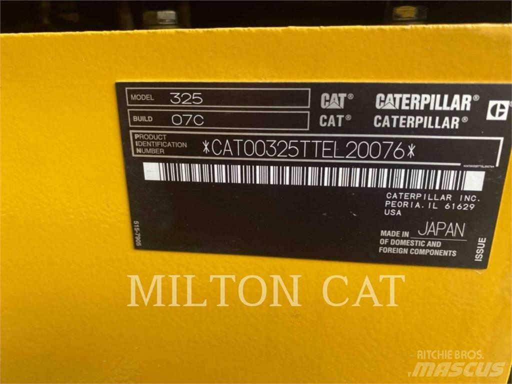 CAT 32507 대형 굴삭기 29톤 이상