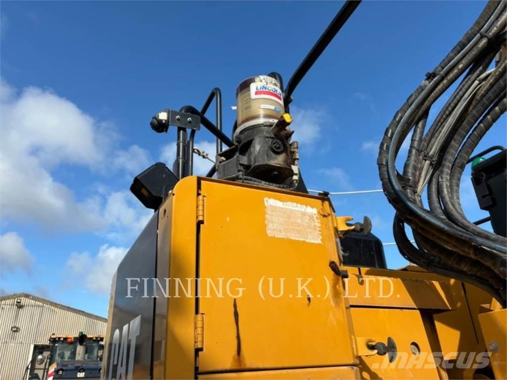 CAT 325FL 대형 굴삭기 29톤 이상