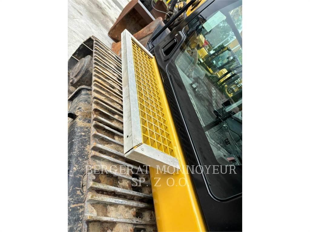 CAT 326 대형 굴삭기 29톤 이상