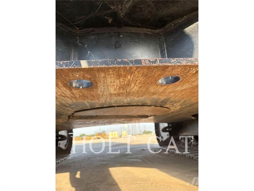 CAT 326 TC 대형 굴삭기 29톤 이상
