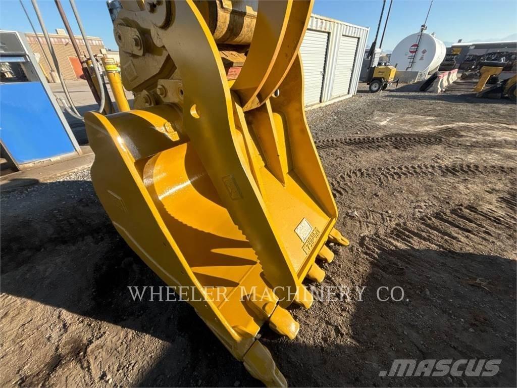 CAT 326 TH 대형 굴삭기 29톤 이상