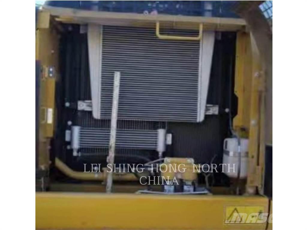 CAT 326D2L 대형 굴삭기 29톤 이상