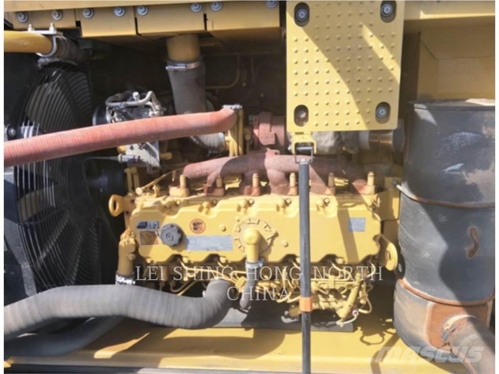 CAT 326D2L 대형 굴삭기 29톤 이상