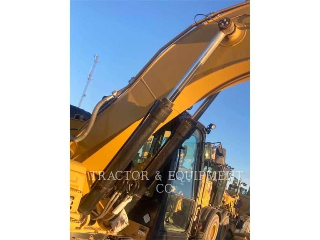 CAT 326F L 대형 굴삭기 29톤 이상