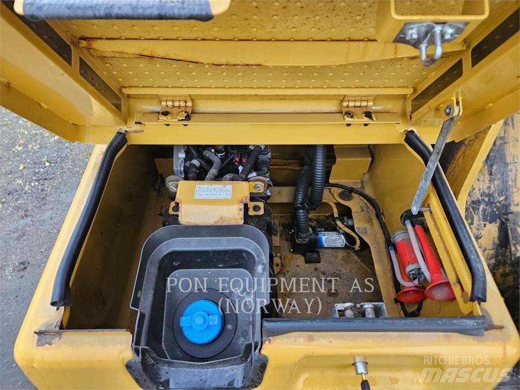 CAT 326FL 대형 굴삭기 29톤 이상
