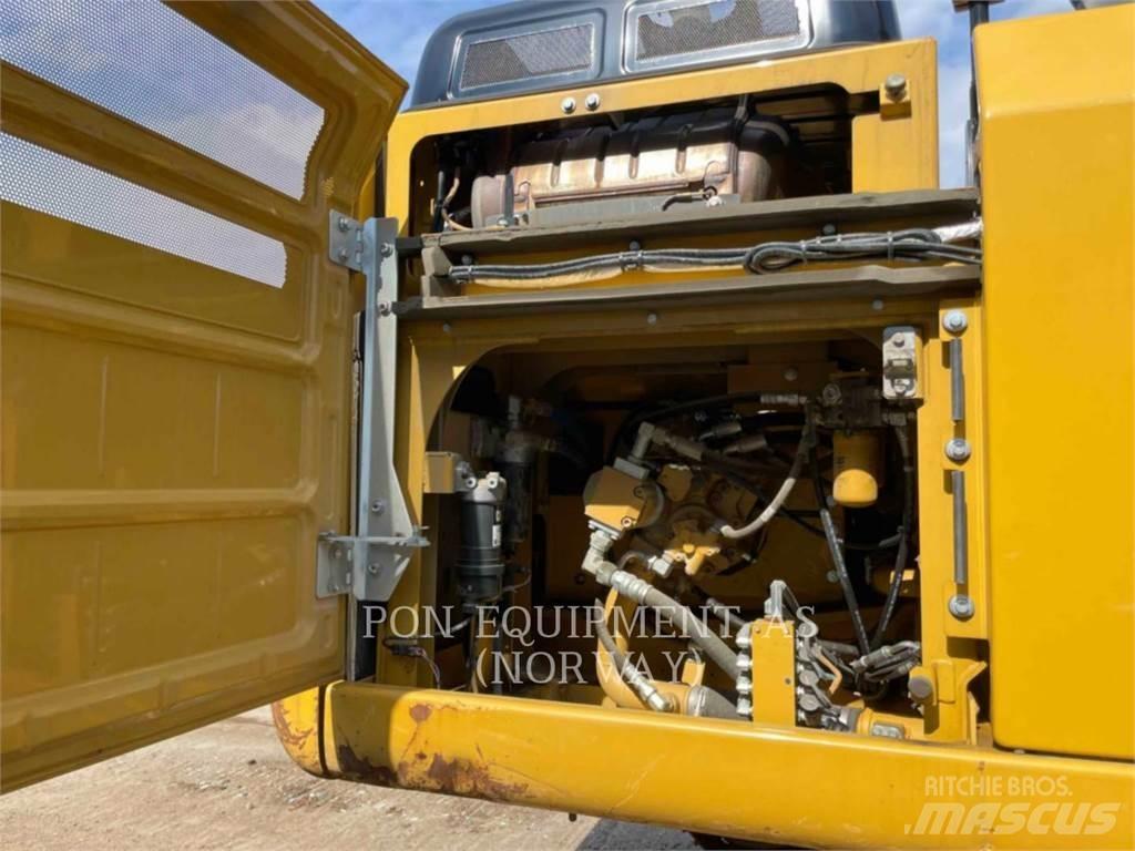 CAT 326FL 대형 굴삭기 29톤 이상
