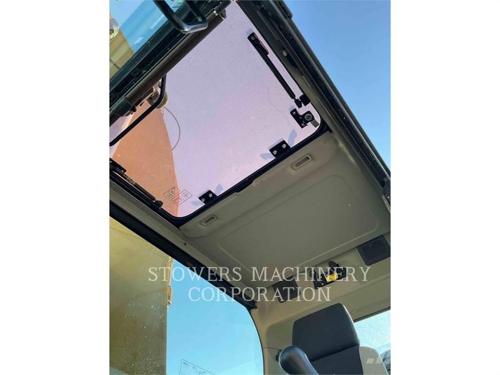 CAT 326FL 대형 굴삭기 29톤 이상